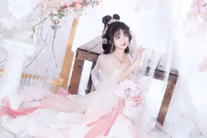 YiTuYu Vol.8628: Enchanting Ethereal Beauty of Qi Luo Sheng De Xiao Su Su in Traditional Hanfu-18