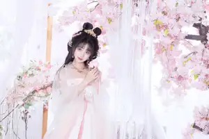 YiTuYu Vol.8628: Enchanting Ethereal Beauty of Qi Luo Sheng De Xiao Su Su in Traditional Hanfu-22