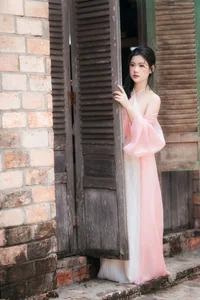 Ethereal Muse in Traditional Silk and Ancient Architecture-11