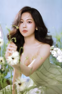 VGU No.91: Discover the Ethereal Beauty of a Dreamy Muse Amidst Pure Blossoms – An Emotional Portrait-3