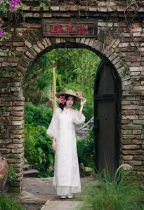 Elegant Vietnamese Beauty with Flowers-13