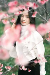 Elegant Beauty Amidst Blooming Cherry Blossoms | A Gentle Girl Evoking Fresh Spring Emotions-1