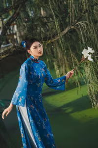 VGU No.129: Discover the Elegant Ao Dai Beauty of a Vietnamese Girl Captivating Graceful Smile-11