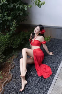 Tang Anqi: A Masterclass in Modern Portraiture and Visual Storytelling-15