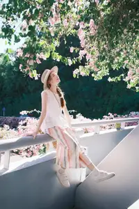 VGU No.174: Youthful Charm of a Girl in a Straw Hat Amidst Blooming Pink Flowers Under Summer Sun-9