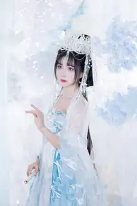 YiTuYu Vol.8652: Discover Xiao Su Su's Ethereal Beauty in Traditional Costume-5