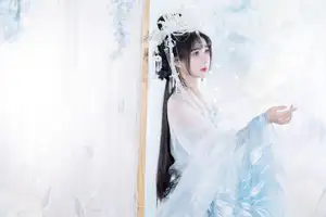 YiTuYu Vol.8652: Discover Xiao Su Su's Ethereal Beauty in Traditional Costume-7