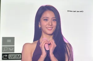 Jisoo (BLACKPINK) Shocks Fans With Stunning American Style Tan Skin And Smokey Makeup-2