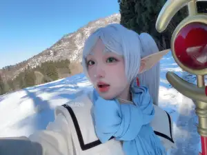 Coser Mim: Enchanting Frieren Cosplay (32P) in a Winter Wonderland-11