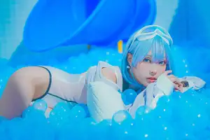 Captivating Cosplay: Coser Ely_eee ElyEE presents "Clear Blue Drift" – A mesmerizing blue fantasy-10