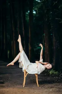 Qing Qing's Ethereal Dance in Enchanted Forest | YiTuYu Art Language Vol.8786-18