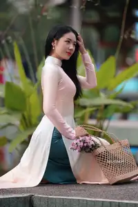 Captivating Grace: Vietnamese Girl in Traditional Ao Dai Beauty 1000025136-16