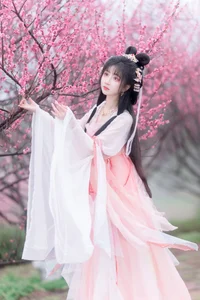 A Floral Dreamscape: YiTuYu Vol.8854 Qi Luo Sheng De Xiao Su Su in Hanfu-18