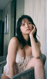 Momotsuki Nashiko: Poolside Serenity | Weekly Playboy PHOTO BOOK-0