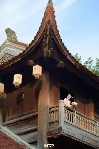 VGU No.194 Ao Dai: Timeless Vietnamese Elegance & Grace in Golden Hour 1000024567-4