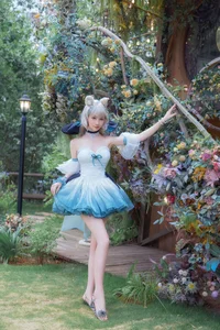 Dreamy Aesthetic: Coser Nnian as in an Enchanted Garden-20