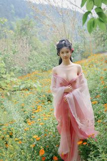 Coser Nnian as Begonia Fairy: Ethereal Beauty in a Fairytale Garden-4