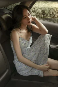 Radiant Summer Muse: Yue Yue in YiTuYu’s Enchanting Floral Skirt Series-14