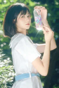 Dreamy Summer Aesthetic: Bu Chi Ban Fan in YiTuYu Art Language Vol.9367 - Elegant High-Quality Portrait Photography Collection-2