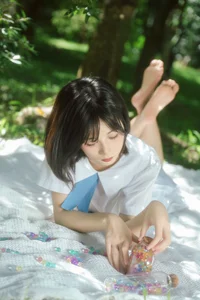 Dreamy Summer Aesthetic: Bu Chi Ban Fan in YiTuYu Art Language Vol.9367 - Elegant High-Quality Portrait Photography Collection-14