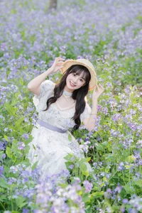 Elegant Floral Portrait Series: Xia Yu Xiao Nian in Art Language Vol.9306 – Aesthetic Nature Photography and Fashion Inspiration-4