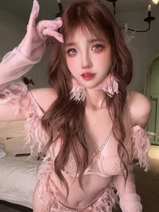 Ethereal Pink Aesthetic and Charisma of Coser kaOri-6