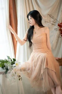 Ethereal Pink Dreams: Xiao Wai Captivates in YiTuYu Art Language Vol.9096-21