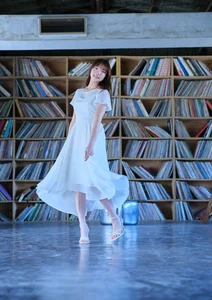 Natsuki Satonaka Digital Photo Book: Cool Breezin G-Tele Collection - Stunning Japanese Model Portraits and Summer Vibes (37 High-Quality Images)-5