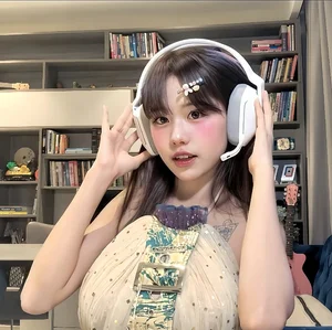 Effortless Elegance: The Captivating Everyday Aesthetic of Streamer YuGi Kieu Oanh-1