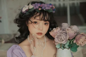 Elegant Portrait Art: YiTuYu Art Language Vol.9390 Featuring Model Bei Bei Bu Shui Jiao – Sophisticated and Gentle Aesthetic Photography Collection.-11