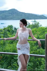 Ding Dang DD Shines in XiuRen No.10721: Elegant Allure and Delicate Beauty-35