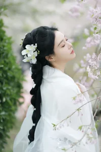 Ethereal Beauty of Sui Sui Ru Yi in YiTuYu Art Language Vol.8880 Amidst Blossoms-11