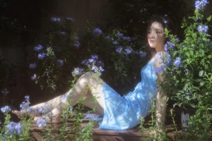 Radiant Summer Portraits: YiTuYu Art Language Vol.9384 Featuring Bu Shi Jiang Zi in Sun-Drenched Blue Snowflake Aesthetic-9