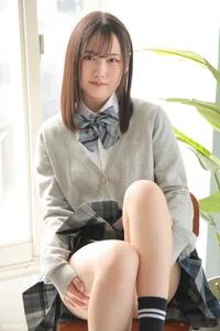 Maki Chiba's Ethereal Charm: A Visual Journey Through LOVEPOP Photoset 04-29