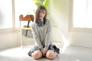 Maki Chiba's Ethereal Charm: A Visual Journey Through LOVEPOP Photoset 04-6