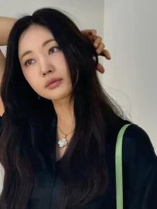 Kim Sa Rang: The U50 Beauty Defying Time as an Exception of Nature-5