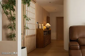 Sun-Drenched 94m² Minimalist Home: A Modern Retirement Sanctuary Featuring Sliding Glass Doors, Indoor Greenery, and Functional Contemporary Design-8