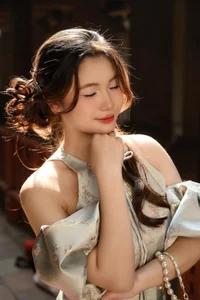 Ethereal Elegance in Golden Hour Light-2