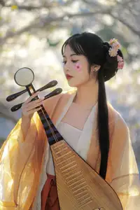 Jian Ying Tao Nai: Elegant Asian Muse Amidst Spring Blossoms - YiTuYu Art Language Vol.8617-12