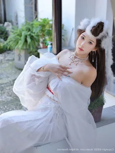 The Ethereal Elegance of Jin Yun Xi Yuki: A Modern Visual Masterpiece-41