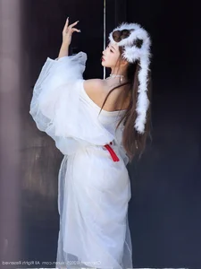 The Ethereal Elegance of Jin Yun Xi Yuki: A Modern Visual Masterpiece-49