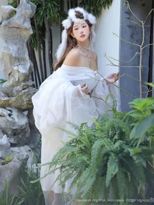 The Ethereal Elegance of Jin Yun Xi Yuki: A Modern Visual Masterpiece-40