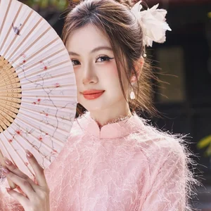 Elegant Pink Vietnamese Ao Dai - Traditional Silk Long Dress for Cultural Events and Timeless Asian Fashion-0