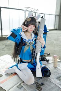 Coser Jiu Qi Miao as Kasasawa Miyu: Captivating Blue Archive Cosplay in Sailor Uniform & Bunny Ears. View 0044-2