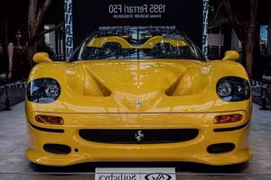 Vibrant Yellow Ferrari F50: Witness the World's Most Expensive Supercar Breaking Auction Records, Valued Over $9 Million!-3