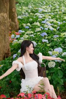 Youthful Beauty of a Girl in Hoan Kiem Lake Flower Garden, Hanoi | Vietnam Moment-7