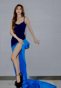 6 Stunning Vietnamese Actresses and Beauty Queens Born in the Year of the Horse: A Celebration of Style, Talent, and Elegance-9