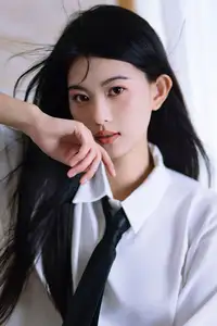 Dan Dan's Captivating Charm: YiTuYu Vol. 8582 Unveils Her Natural Beauty-5