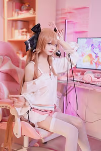 Coser Ai Xi Aiwest: Sweet, Dreamy Cosplay That Captivates-9