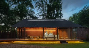 Discover Little Ground Common Space: A Stunning Urban Forest Cafe in Udon Thani Featuring Biophilic Architecture and Lush Greenery-0